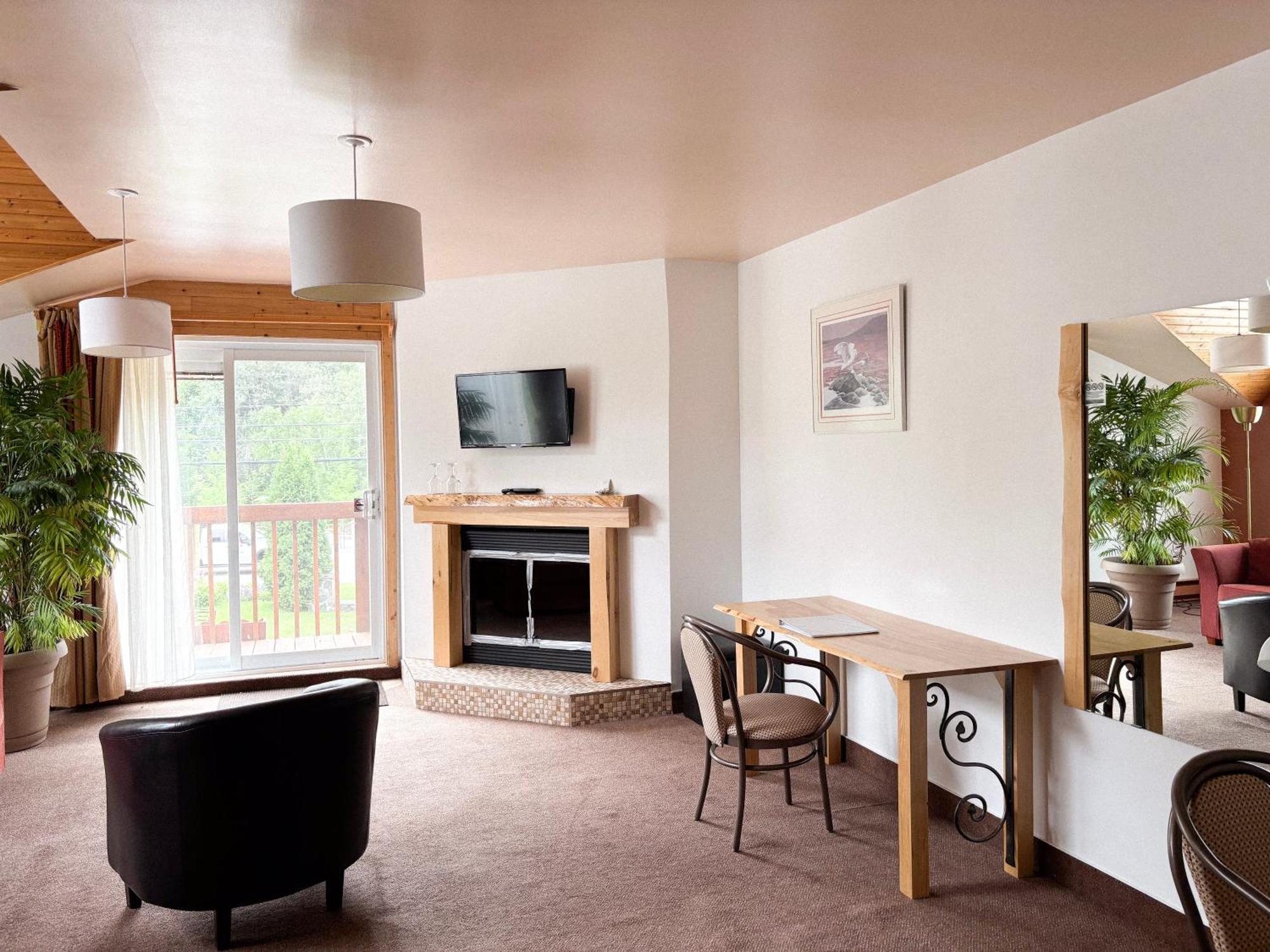 Auberge Du Jardin Petit-Saguenay 외부 사진